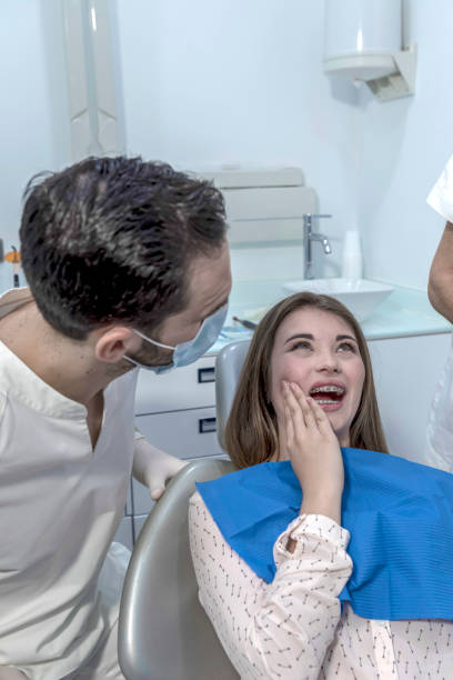Best Emergency Treatment for Dental Infections or Abscesses in Hinsdale, IL